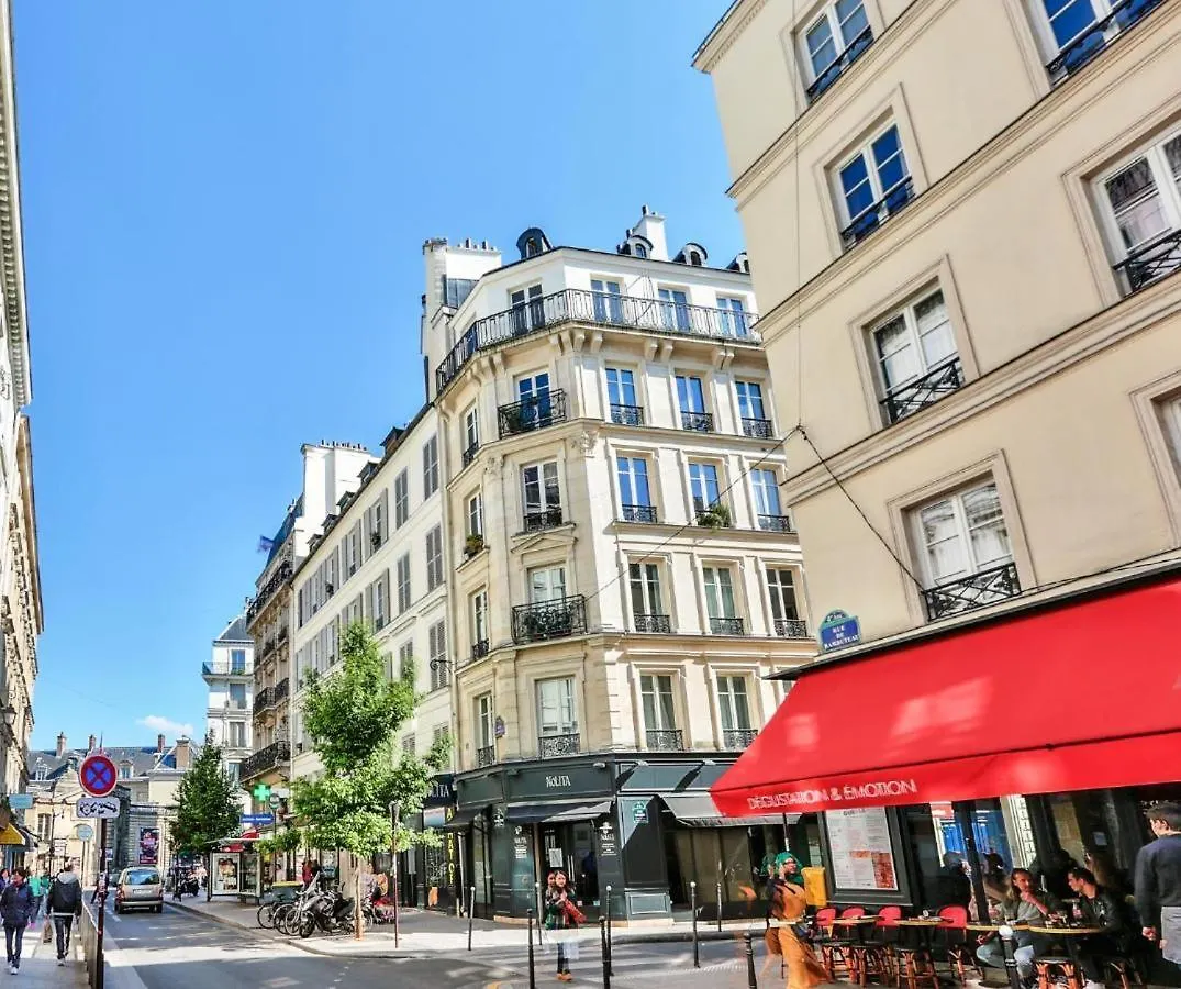 Marais Chic Heart Of Paris, Premium Location ! Lägenhet
